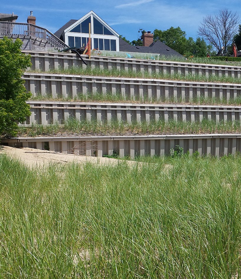 seawalls-lb4